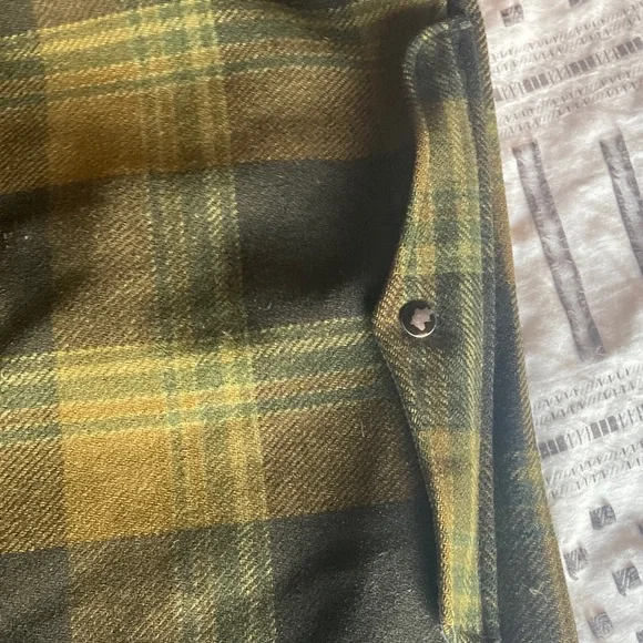 Pendleton Green and Brown Plaid Shirt Jacket - Picture 11 of 15